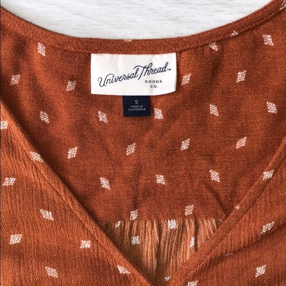 Universal Thread side tie top - Picture 3 of 8